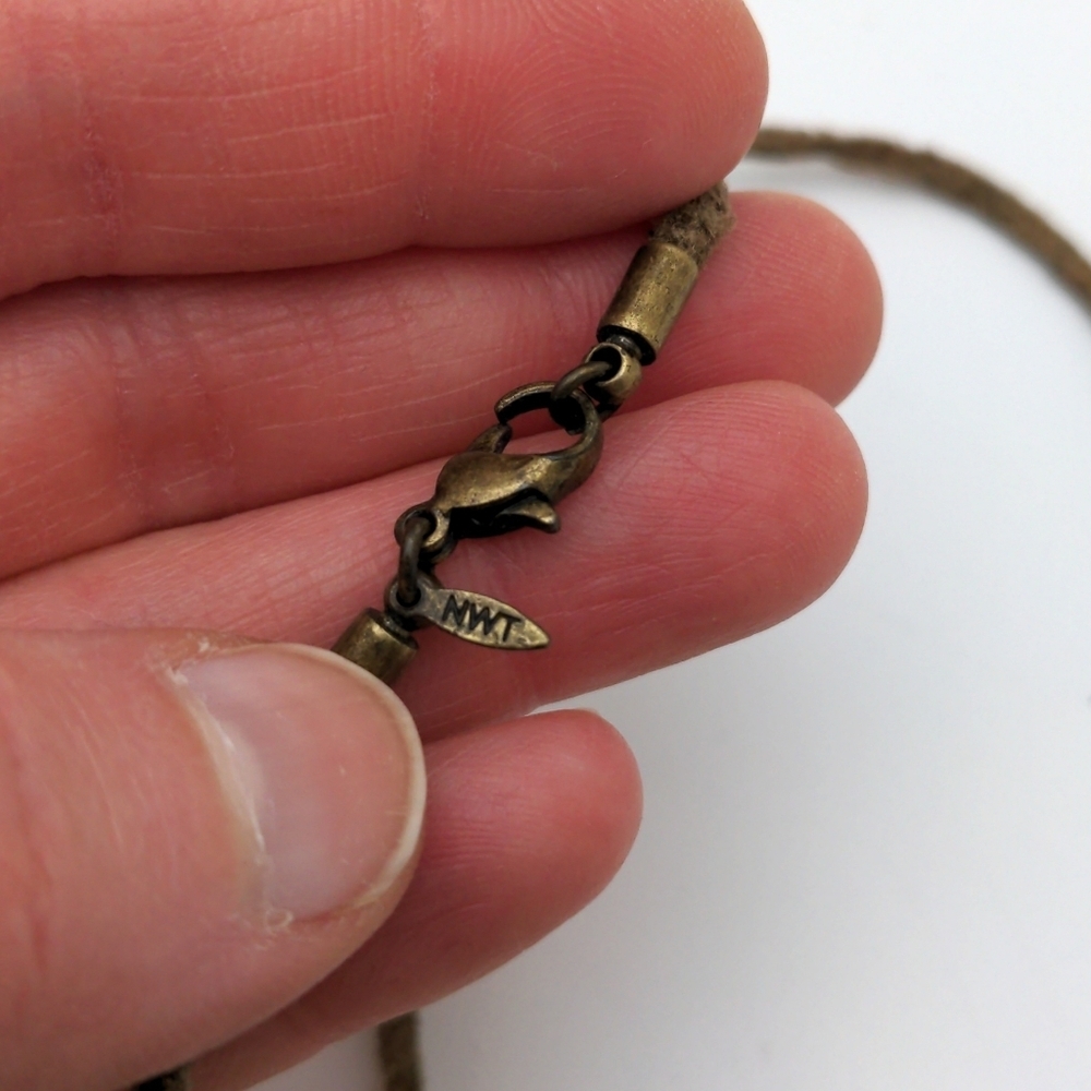 Vintage Cream Bibb Statement Necklace - Picture 14 of 16